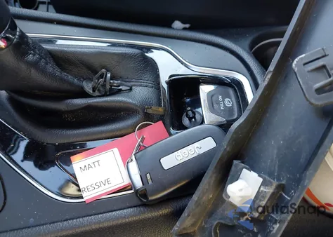 2019 Jeep Cherokee Limited 4X4 z USA, uszkodzony, nr VIN 1C4PJMDX6KD103039